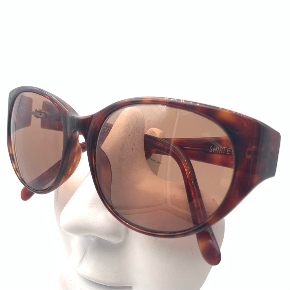 Liz Claiborne Shirley Tortoise Oval Sunglasses Frames - Picture 3 of 6
